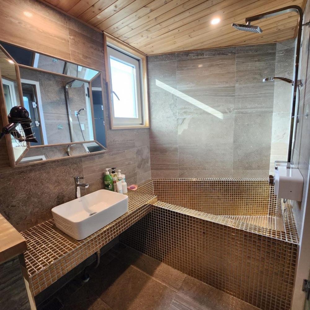 Ariene Guesthouse Gwangju Metropolitan City Eksteriør bilde
